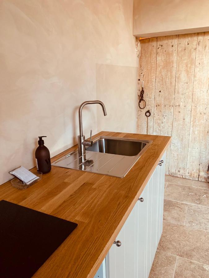 Bed and Breakfast Le Vieux Portail Saint-Saturnin-d'Apt Exterior foto