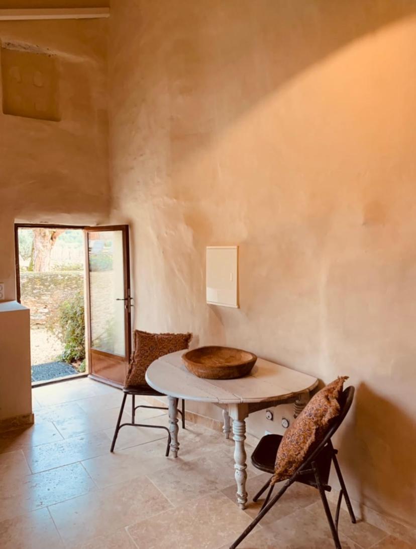 Bed and Breakfast Le Vieux Portail Saint-Saturnin-d'Apt Exterior foto